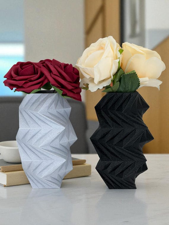 Eckige Zickzack-Vase – Geometrischer Blumenhalter für modernes Dekor