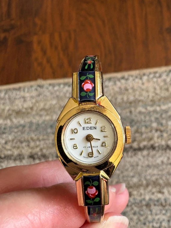 Eden 17 Jewels Vintage Watch Sold at Auction: A Vintage Eden 17 Jewels Mechanical Gents  main image 2