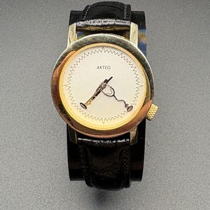 Is there a Doctor in the House Gold  Akteo Watch Aketo Vintage Unisex  main image 2