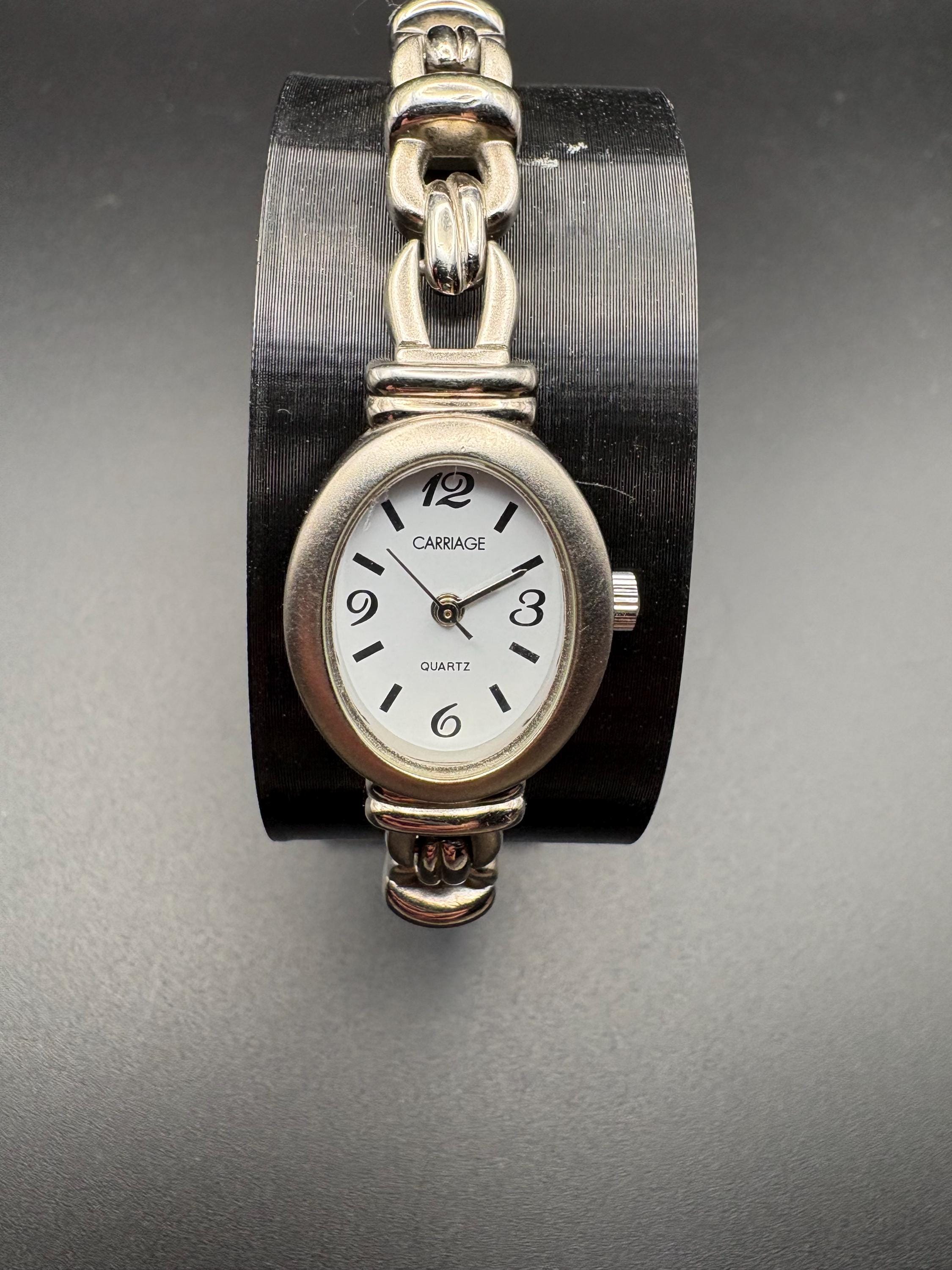 Vintage Women’s Timex Silver Tone bracelet Watch Vintage Timex Watch Womens Silver Tone Stainless Steel  main image 4