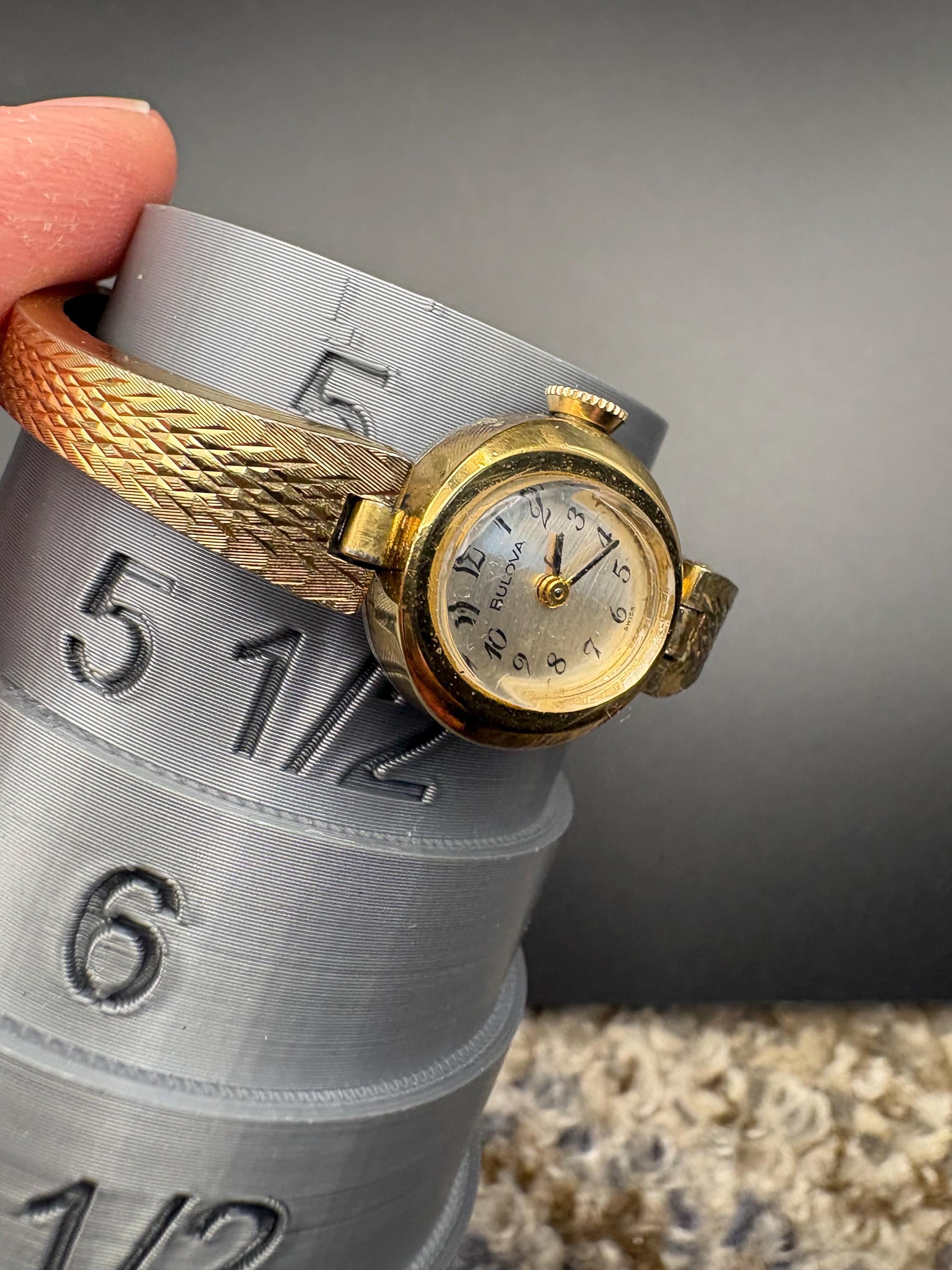 Vintage 1970 Bulova Ladies Manual Wind Watch – Running 
