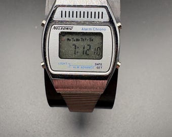 1980年代のヴィンテージ、ネルソニック アラームクロノ LCD ウォッチ – 動作良好
