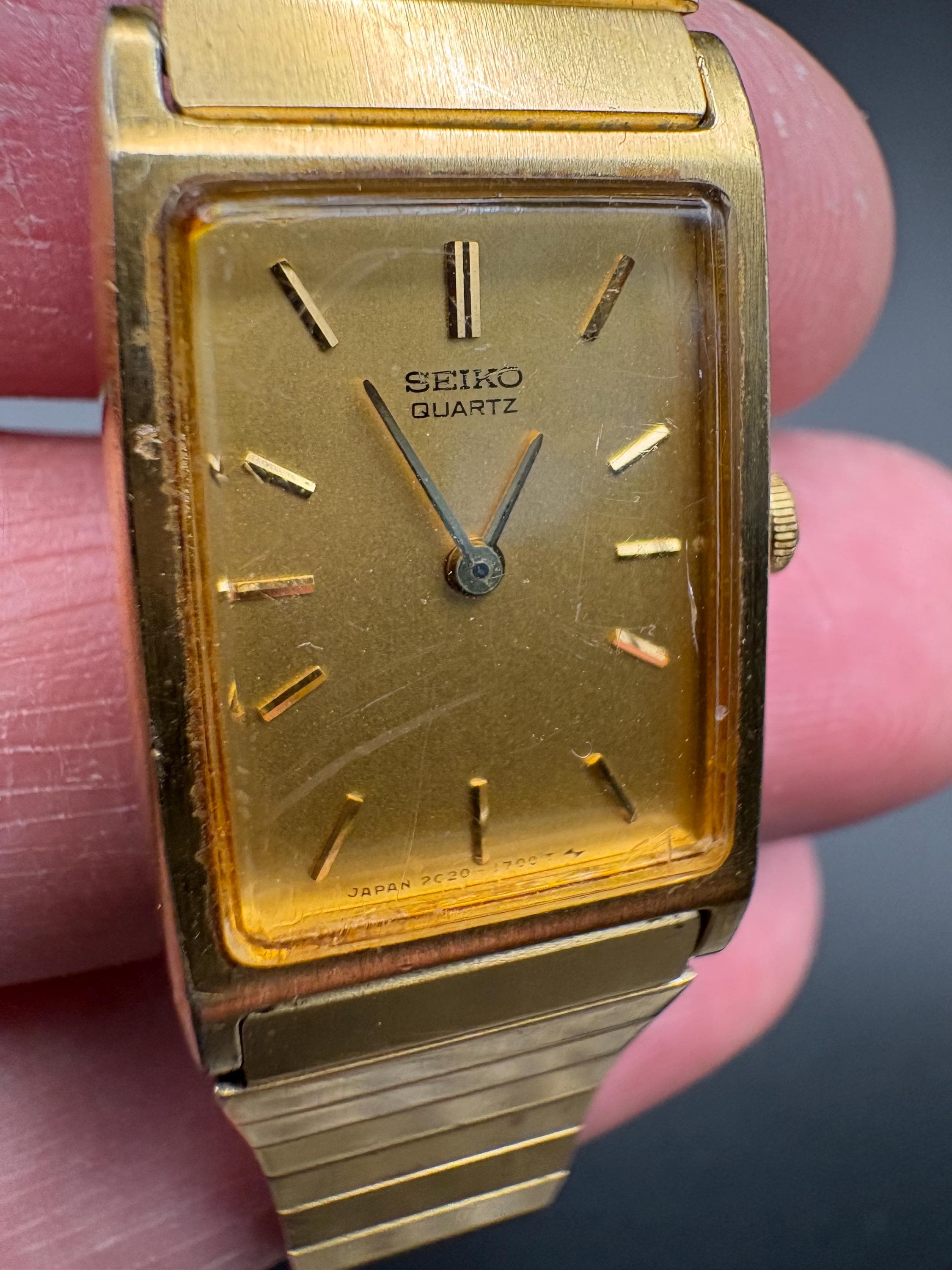 Vintage Seiko 2C20 Gold Tone Rectangular Tank Watch Quartz 1980s