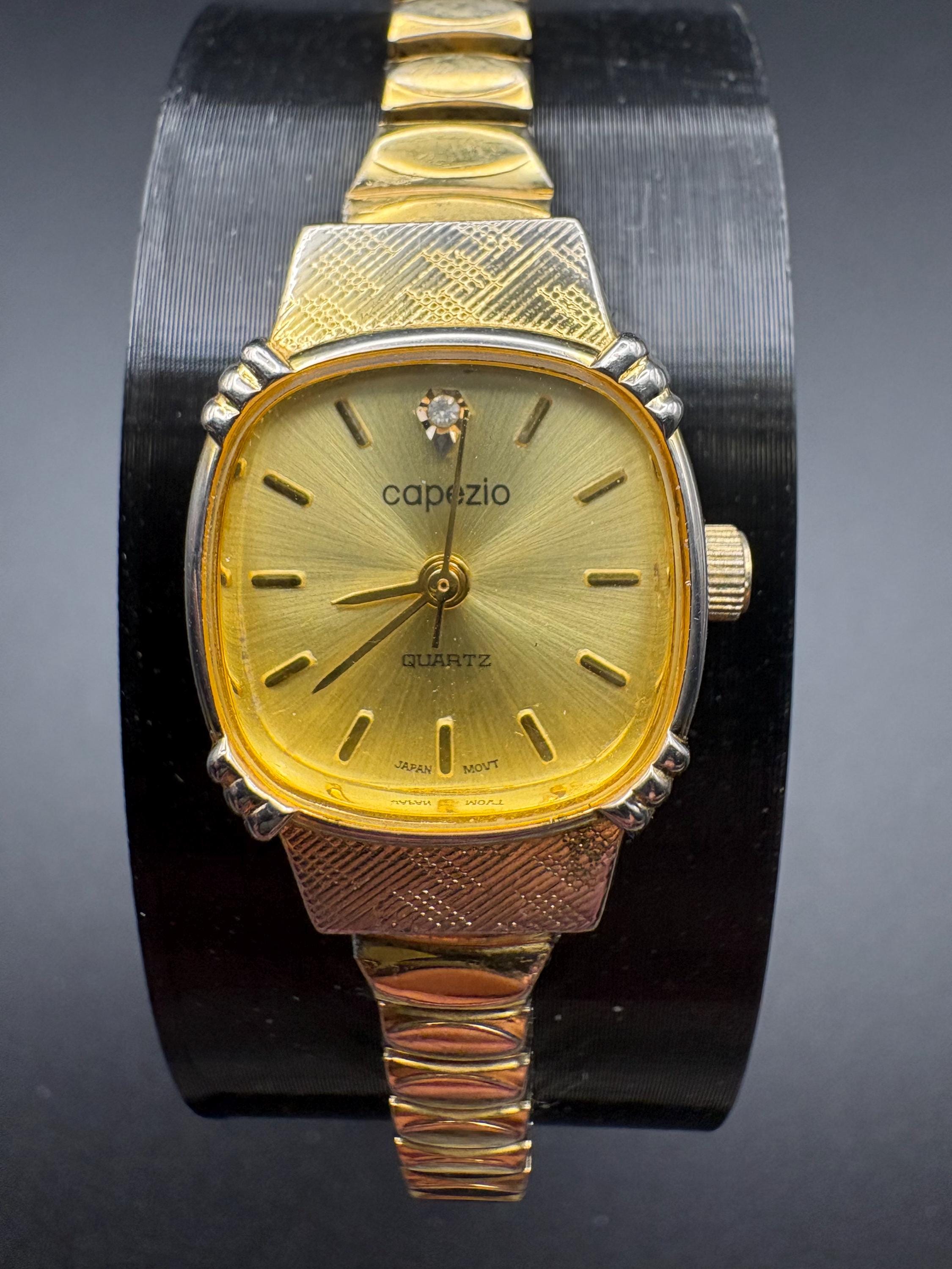 Montre-Bracelet Vintage CAPEZIO Art Déco Curvex - Fabriquée Au Japon, Cadran Argenté - Occasion