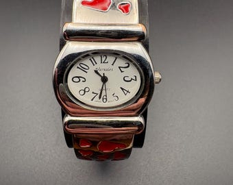 Varsales Ladies Elegant Metal Bangle Cuff Enamel Hearts Quartz Watch