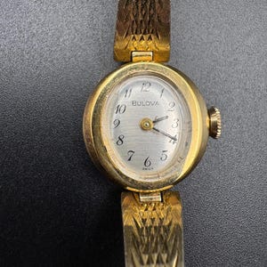 Luger Swiss Made Watch Gold & Silver Tone Bracelet s-l400.jpg main image 2