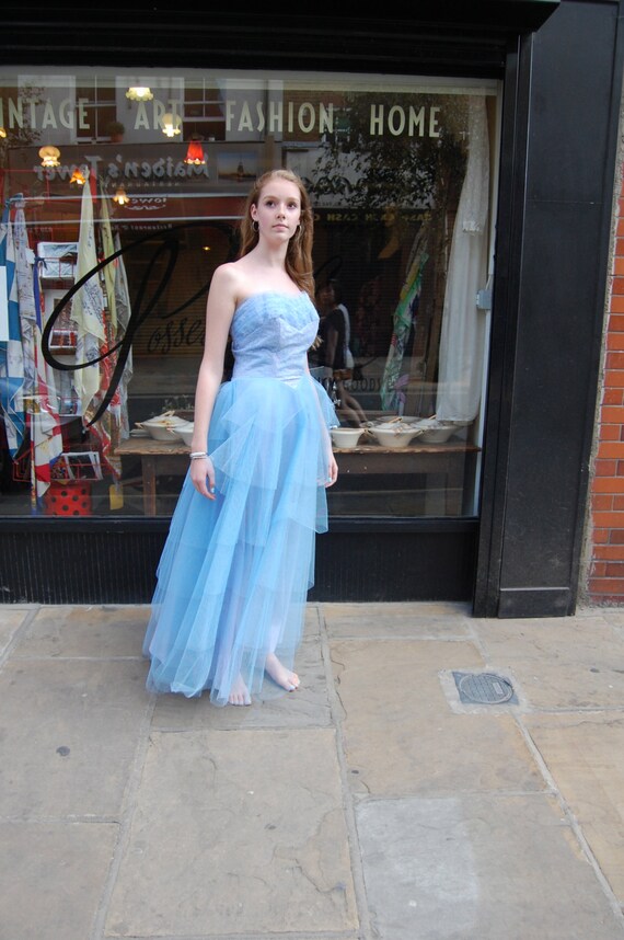 1950s Original Vintage Unusual pale blue Prom / W