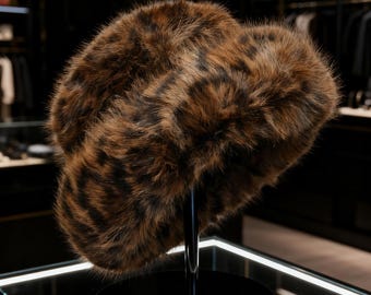 Preston & York Faux Fur Wide Brim Hat - Etsy display picture 2