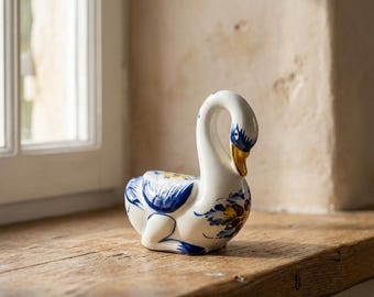 Hand Painted Portuguese Faience Goose Figurine – Traditional Ceramic Pottery Decor – Portugal Flower Collection