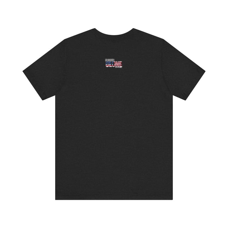 Camiseta unisex de manga corta con temática de Star Wars, bandera de EE. UU. y The Mandalorian. imagen 3