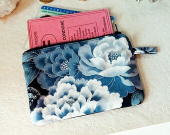 Pochette ou Porte-monnaie femme tissu coton imprimé bleu floral japonais  fermeture à glissière