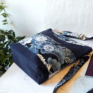Sac à main blauw / wit, tissu katoen japonais fleurs / drie compartimenten en verstelbaar afbeelding 6