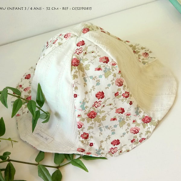 Chapeau de soleil réversible enfant 3 / 4 ans - 52 cm -  tissu coton fleurs roses / blanc crème / beige Réf. CE52190815