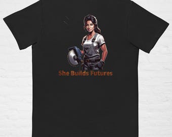 She Builds Futures | Women’s Pocket Tee | Tradeswomen – Banner Women Apparel