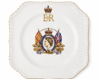 Vintage 1953 Queen Elizabeth II Coronation Plate – Johnson Bros England – Royal Collectible, Like New