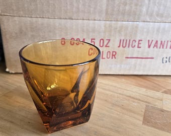 Colony Vanity Amber Glass 5 Oz Juice Tumblers Set Of 8 Indiana Glass NOS