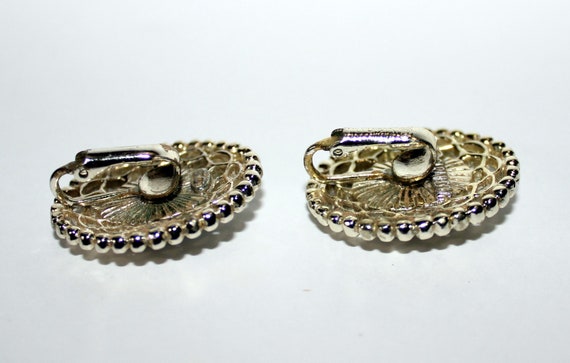 Vintage Sarah Coventry Clip-on Earrings Lace Came… - image 5
