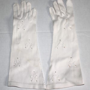 Vintage Ladies White with Pearl Beads Gloves Woven English Cotton Made in Japan