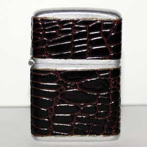 Alligator Skin 60s PAC Lighter, Vintage Lighter, Small Vintage Lighter, Vintage Cigarette Lighter