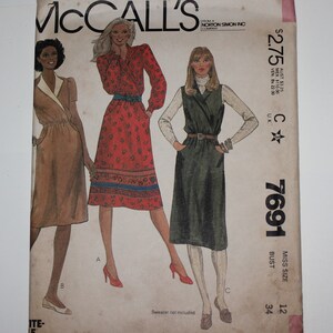 Vintage Uncut McCall&#39;s 7691 Size 12 Misses Dress or Jumper