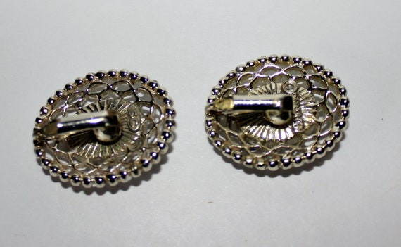 Vintage Sarah Coventry Clip-on Earrings Lace Came… - image 6