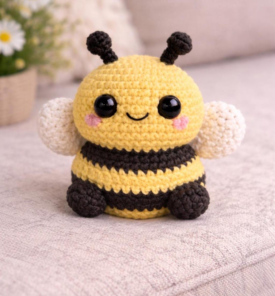Cute Bee Crochet Pattern | Amigurumi Bee Plush | Beginner Crochet PDF ...