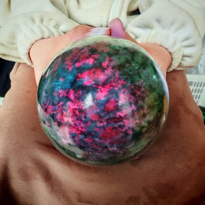 Bola de piedras preciosas de rubí y esmeralda - Decoración del hogar 1.7id