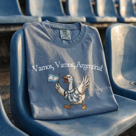 Vamos Argentina Duck Shirt, Funny Soccer Mascot Tee, Argentina Fan Gift, Cute Football Graphic Tshirt
