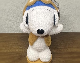Crochet Snoopy Keychain: Handmade Amugurumi Dog Figure