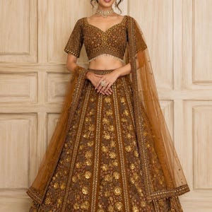 Vlindernet Lehenga Choli-set, zwaar borduurwerk, dori, glazen pailletten, bruiloftsfeestkleding