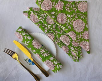 Guardanapos estampados à mão com flores em verde e branco | Conjunto de jantar sustentável em algodão, estilo indiano, ideal para presente de aniversário ou casamento.