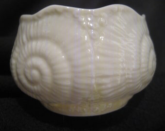 Vintage Belleek Creamer: Fine Porcelain Pottery, Ireland