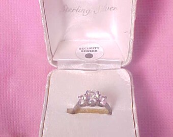 Vintage 90s Sterling Silver Ring with 3 Diamond-Like Stones, Size 7
