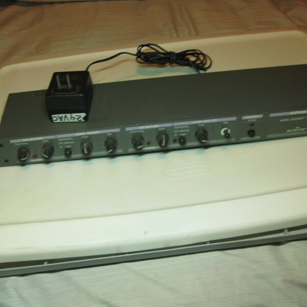 Aphex Aural Exciter 104 C2 vintage audio + Aphex AC power supply + 4x phone plug to RCA adapters