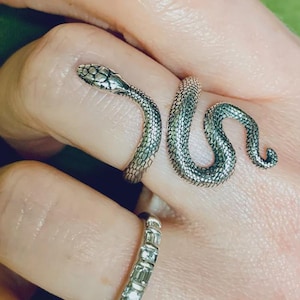 Bague serpent en argent, bague serpent inspirée de la méduse, bijoux en écailles de python réalistes pour homme femme, bande de serpent gothique tendance