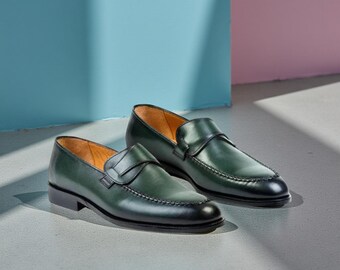 Mocasines de cuero verde hechos a mano: zapatos de vestir de lujo para hombre