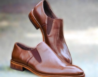 Mocasines de cuero marrón hechos a mano: zapatos de vestir formales para hombre