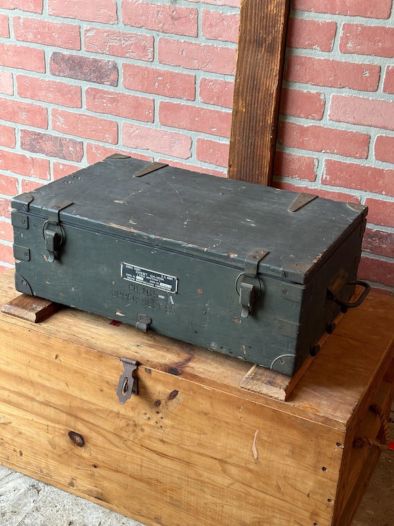 Vintage Army Signal Corps Chest - Etsy