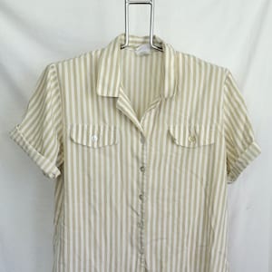 Vintage Tan White Striped Shirt Womens Extra Large XL Bobbie Brooks Short Sleeve Button Up Vertical Stripe Oversize Baggy Slouchy Fit VTG