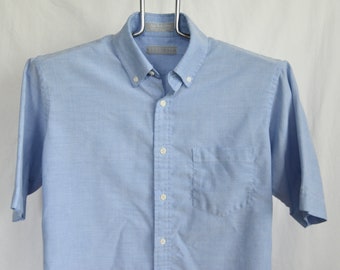 Solid Blue Oxford Shirt Mens Medium / Large Button Up Dress Shirt Short Sleeve Andhurst Single Needle Tailoring Cotton Polyester