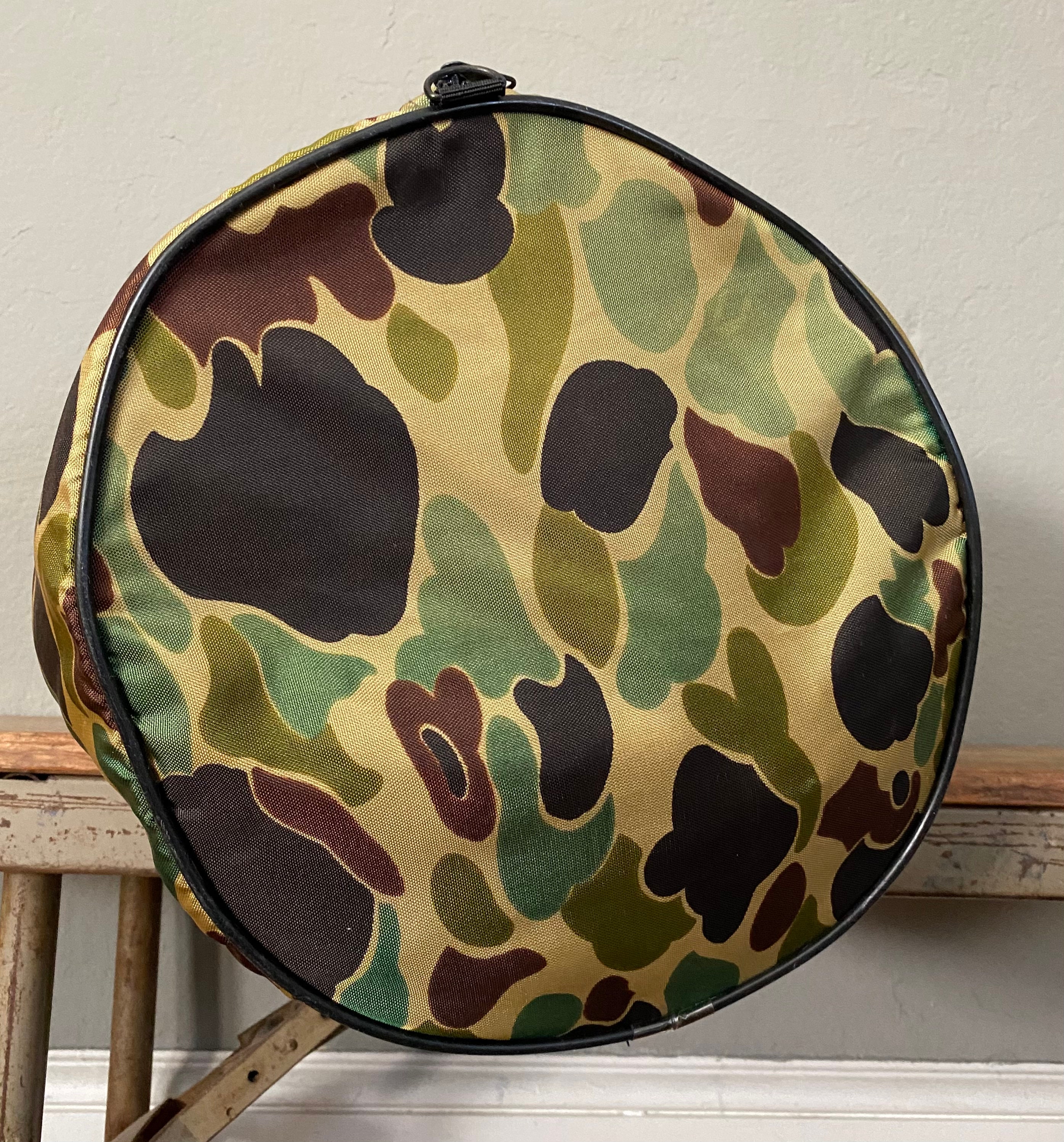 Vintage Camouflage Duffel Bag Tote Camo Hunting Fatigues 