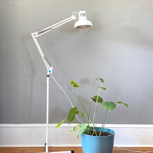Vintage White Task Lamp w/ Floor Stand Swing Arm Lamp MCM Modern Industrial Architect Drafting Art Writing Desk Table Lamp Angle Poise VTG