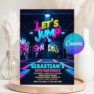 Puede incluir: Una invitación de fiesta con colores neón. Las palabras "LET'S JUMP" están sobre la silueta de una persona saltando en una cama elástica. La invitación es para el décimo cumpleaños de Sebastián.