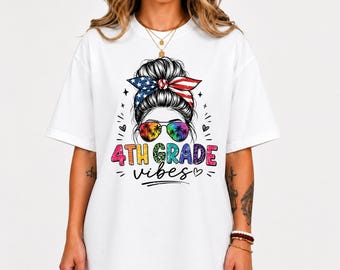 4年生の雰囲気Tシャツ、4年生の先生Tシャツ、愛国的なメッシーバンTシャツ、新学期Tシャツ、アメリカの先生Tシャツ