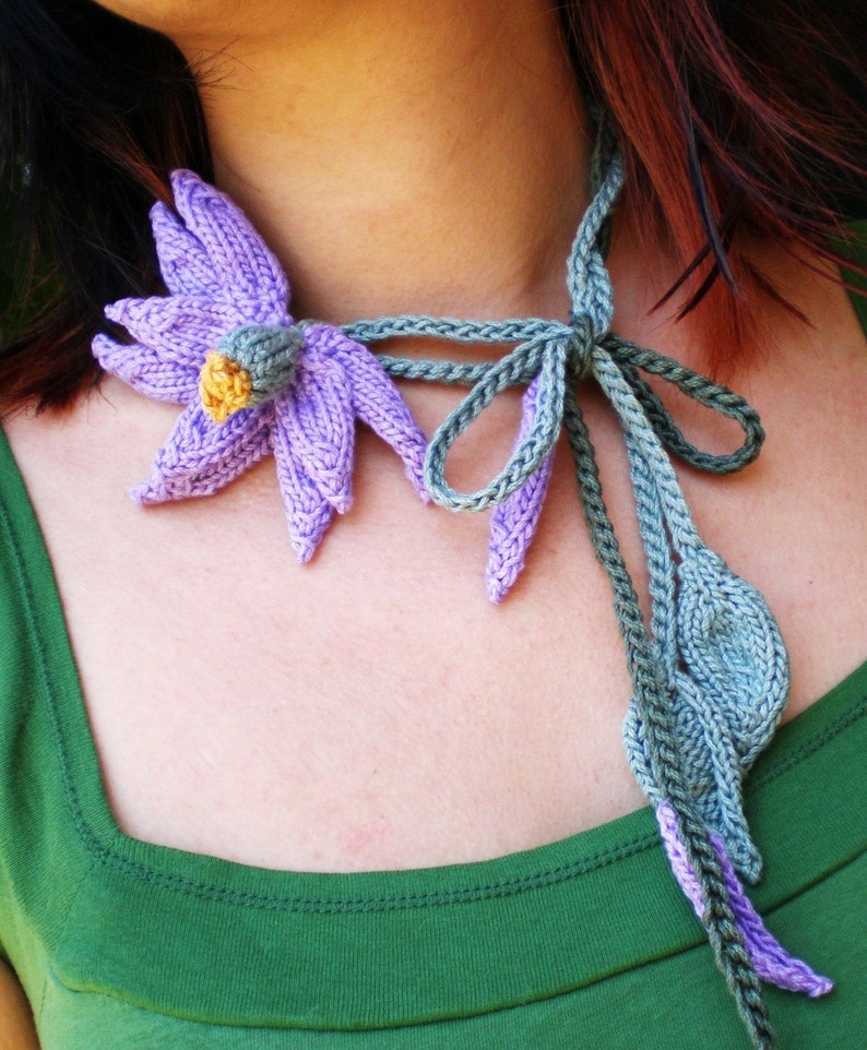 PDF Knit Flower Pattern Daisy Flower Loves Me Lariat Necklace image 2