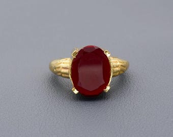 Vintage Red Oval Stone Ring, Gold Tone Statement Ring, Bold Cocktail Ring, Artisan Costume Jewelry, Retro Style Ring for Women, Gift for Her