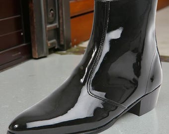 Glanzend zwarte handgemaakte Cubaanse enkellaarsjes met ritssluiting aan de zijkant