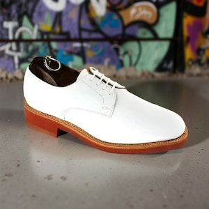 Men’s White Leather Derby Shoes – Brown Sole – Formal Dress Shoes