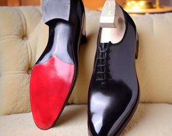 Luxe zwarte lakleer oxfordschoenen met rode onderkant, handgemaakte leren jurk en formele schoenen
