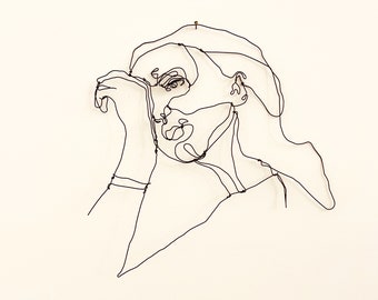 Scultura in filo di ferro - Wondering girl - Scultura da appendere -ritratto di donna